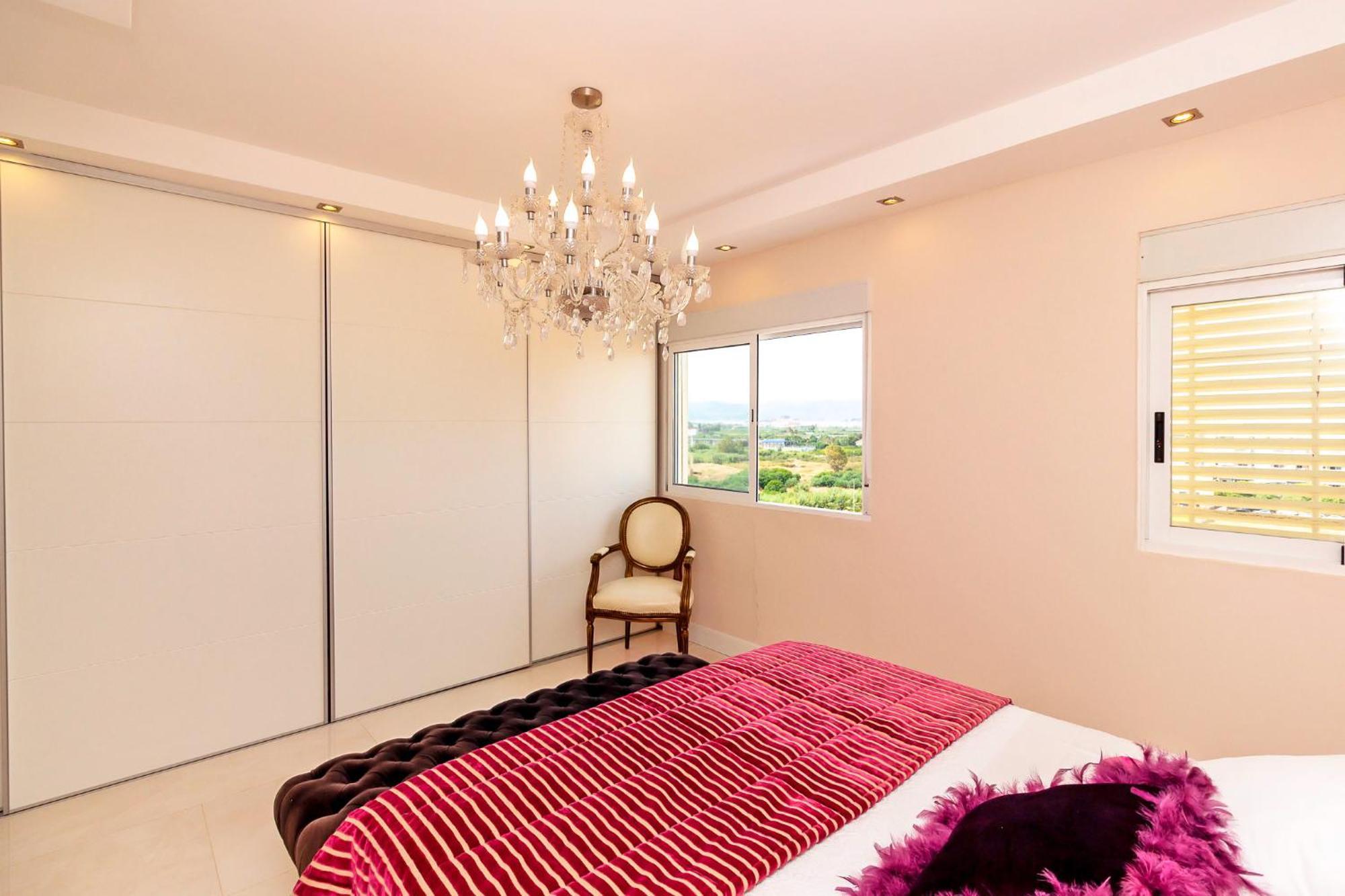 The White Apartment: Luxury, Beach And Design Valencia Exterior photo
